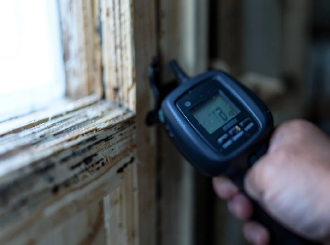 Ceiling Water Damage Repair in Melvin, IA